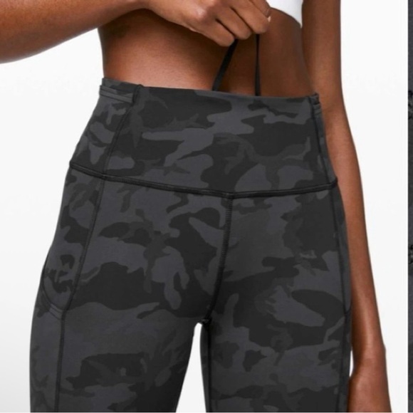 Lululemon Fast and Free Leggings - Picture 3 of 9